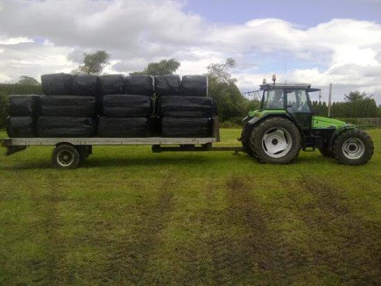 Load of square bales